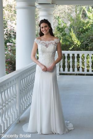 Brautkleid-SchlichteEleganz-SIN-resize300x449
